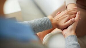 أطباء يبرزون أهمية الدعم النفسي لمنكوبي زلزال الحوز 2 الدعم النفسي
