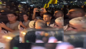بالفيديو..لقاء مؤثر: أسير فلسطيني يجتمع مع عائلته بعد 21 عامًا في السجون