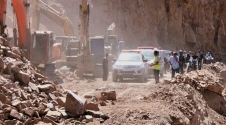 تداعيات الزلزال: إغلاق الطريق الوطنية رقم 7 بين تحناوت وتارودانت وتحويل الاتجاه (بلاغ)
