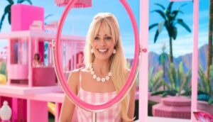 أطباء يحذرون من الإقبال الكبير على “بوتوكس باربي” من قبل الفتيات.