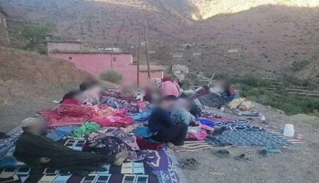تارودانت : الساكنة تبيت في العراء لليوم الثالث على التوالي خوفا من الهزات الارتدادية