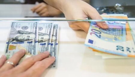 تراجع سعر الدرهم المغربي مقابل الدولار والأورو