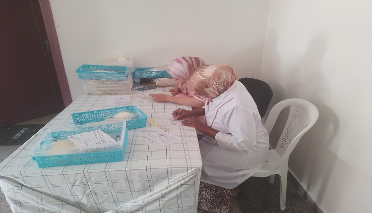 ساكنة تزنيت تجتمع لإنقاذ حياة ضحايا الزلزال من خلال التبرع بالدم.