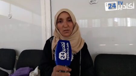 تصريح مؤثر: سيدة تفضل أبناؤها بقاعة انتظار المستشفى بدلاً من العودة إلى الدوار المنكوب بالزلزال