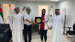 كبير وقيدوم الصحافيين عبدالله جداد يُكرَّم في أبوظبي