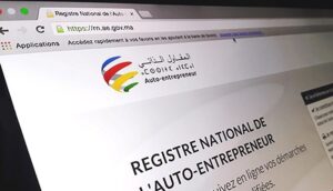 حقوقيون يتساءلون عن سبب العطل الذي أصاب منصة المقاول الذاتي.