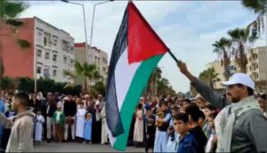 أكادير و بالفيديو : وقفة احتجاجية تضامنية مع المقاومة الفلسطينية. 9 أكادير 3