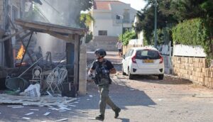 طوفان الأقصى يودي بحياة 700 إسرائيليا في آخر حصيلة، ونتنياهو يعين مسؤولا لملف الأسرى.