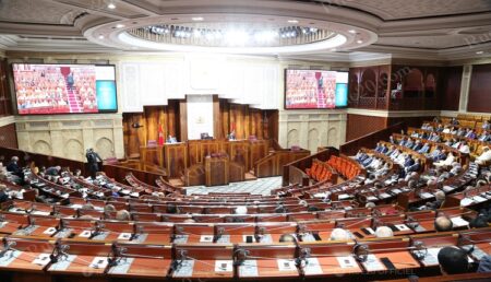 الرهانات والتحديات التي تواجه الدخول البرلماني المقبل