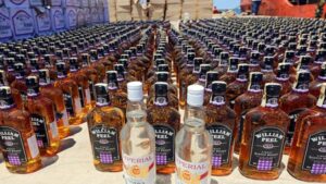 حجز 650 قنينة خمر مهربة خلال عملية أمنية محكمة