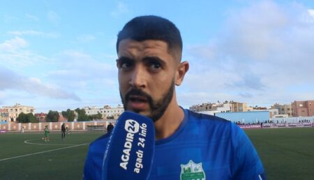 لاعبو رجاء بني ملال يشتكون من جودة ملعب تراست لاعبو رجاء بني ملال يشتكون من جودة ملعب تراست
