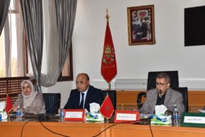 المجلس الإقليمي لتيزنيت يعقد دورته الاستثنائية، و يصوت بالإجماع على جميع النقط المدرجة في جدول الأعمال.