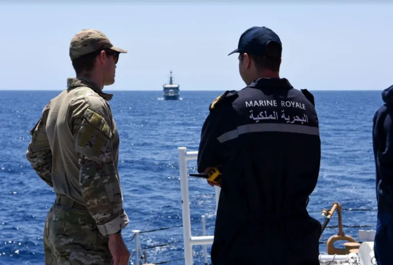  طانطان: الجيش المغربي يعترض قاربا محملًا بـ 23 مهاجرًا غير نظامي