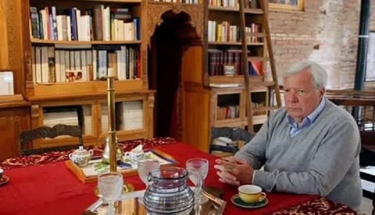 ملياردير معروف يقرر توريث بستاني مغربي مبلغاً مالياً ضخماً.