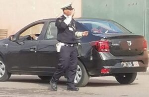 إنزكان : شرطي مرور بأيت ملول يخلق الحدث بعد تحريره مخالفة لسيارة الدولة 12 Screenshot 20231202 161145
