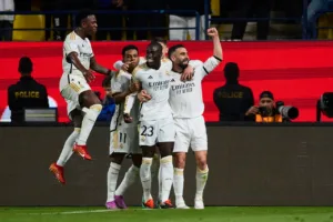 ريال مدريد إلى نهائي كأس السوبر الإسباني بعد فوز مثير على أتليتكو مدريد.