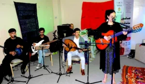 Anya Umadal فرقة شبابية ناشئة تحيي التراث المغربي الأمازيغي في الجامعة الدولية بأكادير