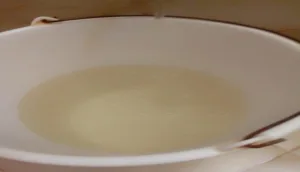 المياه الملوثة تثير غضب ساكنة ساكنة قصبة الطاهر الحرش.(+صور)