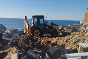 تحرير الملك البحري يصل إلى تزنيت