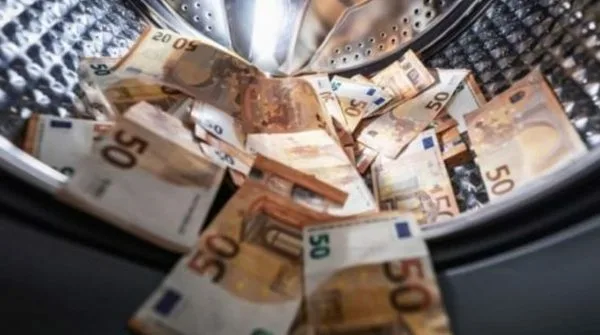 إحباط محاولة غسيل 120 مليارا لتأسيس شركة مشبوهة