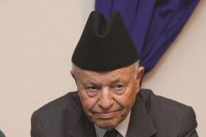 المجاهد محمد بن سعيد أيت إيدر أكبر من شارع مزدحم، أكبر بحجم الوطن 7 محمد بنسعيد أيت إيدر