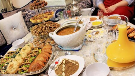 عادات "خاطئة" تجلب تحذيرات خبراء صحيين في رمضان