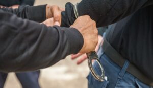 سجن آيت ملول يكشف “هوية مزورة” لشخص حاول قضاء عقوبة سجنية بدلا من أخيه