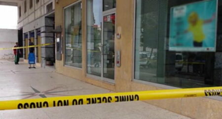 محاولة سرقة وكالة لتحويل الأموال تحت التهديد بإضرام النار تقود مجرما للتوقيف