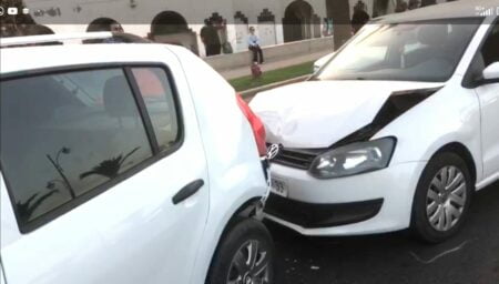 حادثة سير توقع أضرارًا مادية في مركبات بقلب مدينة أكادير (+ صور)