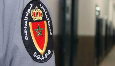 إدارة السجون تدخل على خط خبر تسمم 90 سجينًا دون نقلهم إلى المستشفى. إدارة السجون تدخل على خط خبر تسمم 90 سجينًا دون نقلهم إلى المستشفى.