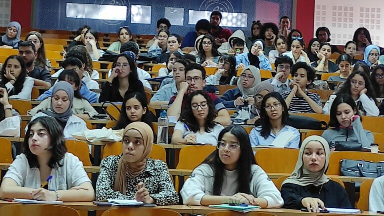 أكادير : المدرسة الوطنية للهندسة المعمارية تنظم يوما دراسيا حول موضوع “المدن المغربية وتحديات التغيرات المناخية”. (+فيديو)