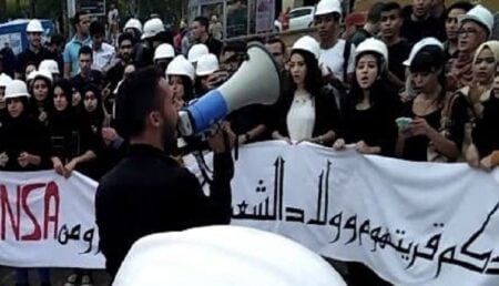 مخاوف “الإقصاء” من الحوار الاجتماعي تعتري المهندسين المغاربة، وسط تحذيرات من هجرة جماعية إلى الخارج مخاوف "الإقصاء" من الحوار الاجتماعي تعتري المهندسين المغاربة، وسط تحذيرات من هجرة جماعية إلى الخارج