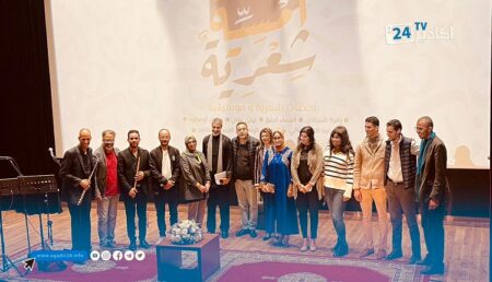 أكادير.. أمسية رمضانية شعرية بامتياز تألق فيها شعراء بقصائد فخمة أتحفت الأسماع أكادير.. أمسية رمضانية شعرية بامتياز تألق فيها شعراء بقصائد فخمة أتحفت الأسماع