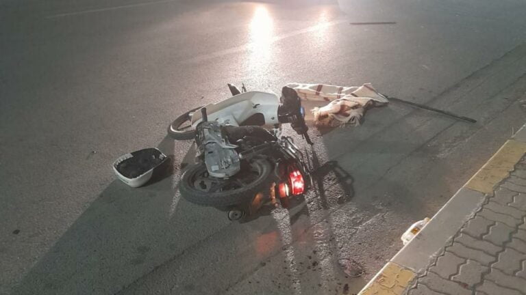 حادثـ.ـة سير مروعة تُرسل سائق دراجة نارية في حالة حرجـ.ـة إلى المستعجلات