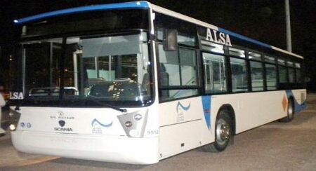 شركة "ألزا" تعمق معاناة ساكنة أكادير مع النقل الحضري، وسط مطالب بتدخل الجهات الوصية