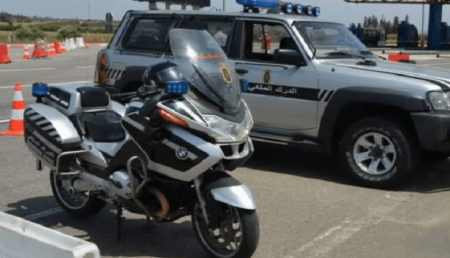 ضبط أسطول من الشاحنات المزيفة خلال عملية مراقبة بأحد السدود القضائية
