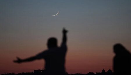 السعودية تعلن الأربعاء أول أيام عيد الفطر