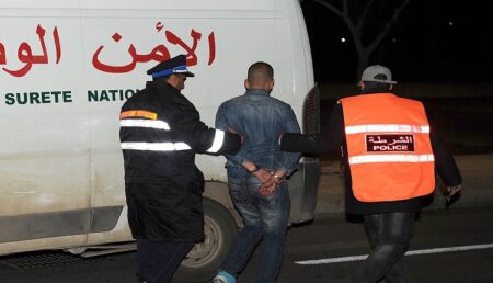 "كوبل" يقع في شر أعماله، ينتهي بين يدي رجال الشرطة.