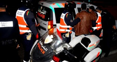 أكادير : توقيف عشريني متلبسا بحيازة كمية هامة من أقراص "إكستازي" وصفائح من مخدر الشيرا.