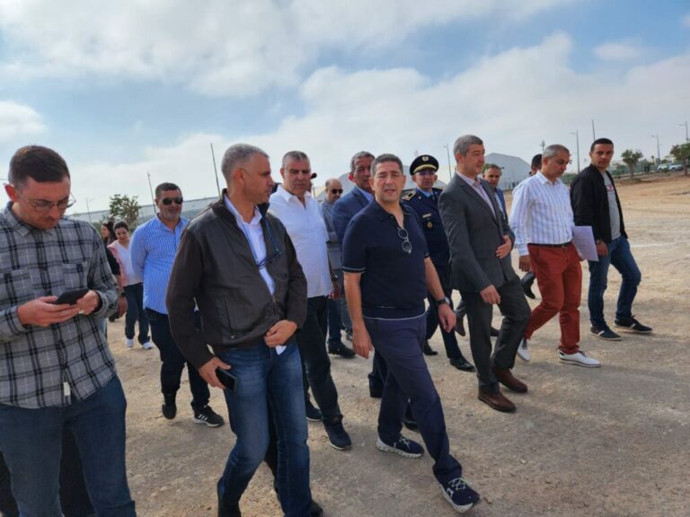 أكادير : استعدادات متواصلة لتنظيم الأبواب المفتوحة للأمن الوطني، و والي أكادير في زيارة خاصة لفضاء المعرض.