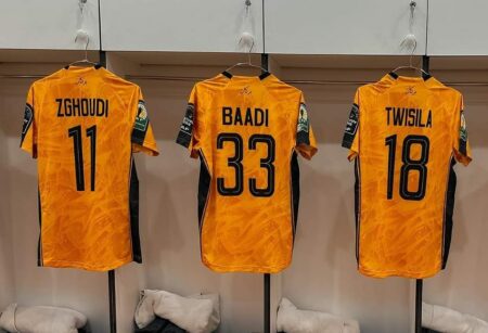 الشعباني يكشف عن تشكيلة نهضة بركان لمواجهة الزمالك المصري