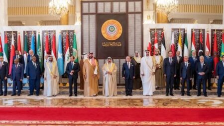بيان قمة البحرين: تأكيد على انسحاب إسرائيل من غزة ورفع الحصار