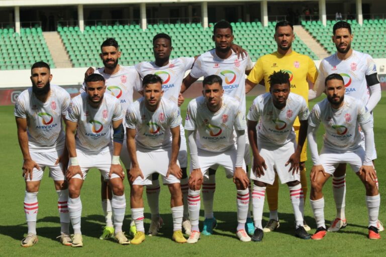 حسنية أكادير يودع منافسات كأس العرش لكرة القدم بقلب ميدانه.