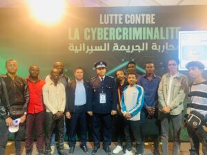 أكادير : الطلبة الأفارقة الذين يتابعون دراستهم بمعاهد و جامعة أكادير في زيارة خاصة للأبواب المفتوحة للأمن الوطني.