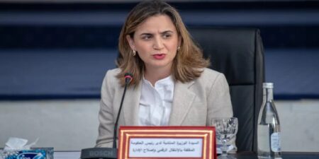ما حقيقة اقتناء وزارة الانتقال الرقمي سيارات فارهة من المال العام ؟