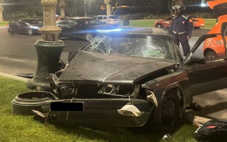  أكادير : نجاة شخص و رفيقته من موت محقق خلال حادثة سير خطيرة في الساعات الأولى من الصباح.