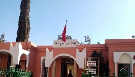المعارضة تشكو رئيس جماعة وادي الصفا لعامل اشتوكة ايت باها لإنقاذ مشاريع فاشلة ومتعثرة استنزفت مالية الجماعة.