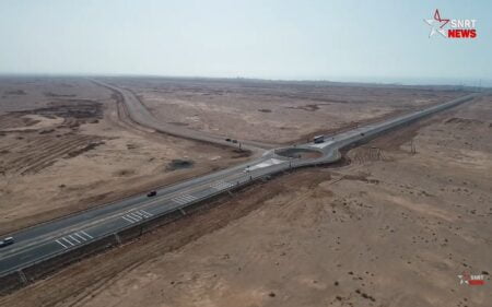 رسمياً : فتح الطريق السريع الرابط بين مدينتي كلميم والعيون أمام المسافرين.