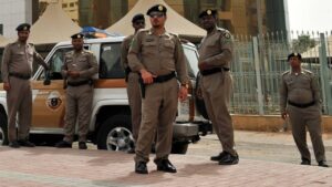 اعتقال مغاربة مخالفين لقواعد الحج، بالمملكة العربية السعودية. 1 POLICA SA