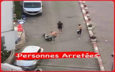 الإطاحة ببطلي فيديو الإعتداء في الشارع بالسلاح الأبيض والكريموجين. الإطاحة ببطلي فيديو الإعتداء في الشارع بالسلاح الأبيض والكريموجين.